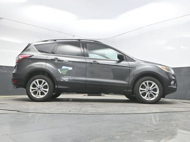 Used 2018 Ford Escape SE AWD/4WD image 40