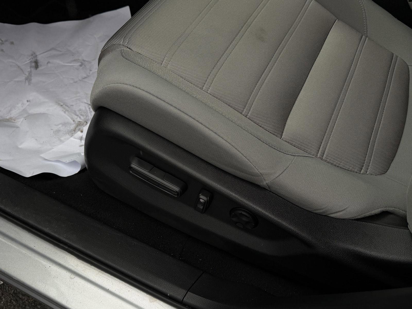Used 2019 Honda CR-V EX image 15