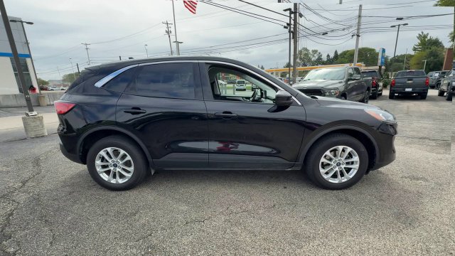 Used 2021 Ford Escape SE w/ Cold Weather Package AWD/4WD image 9