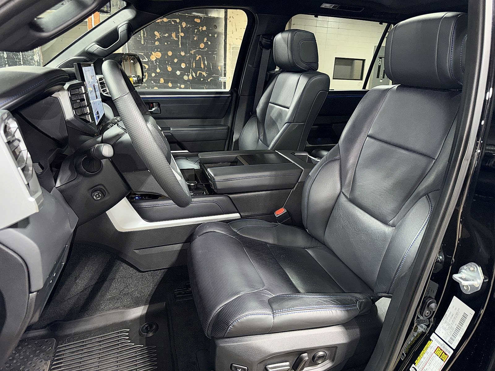 Used 2024 Toyota Sequoia Platinum image 15