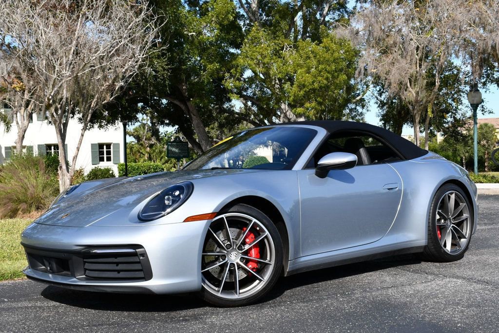Used 2020 Porsche 911 Carrera S video 2
