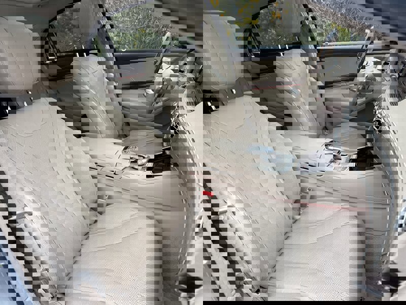 Used 2015 Mercedes-Benz S 550 Sedan image 19