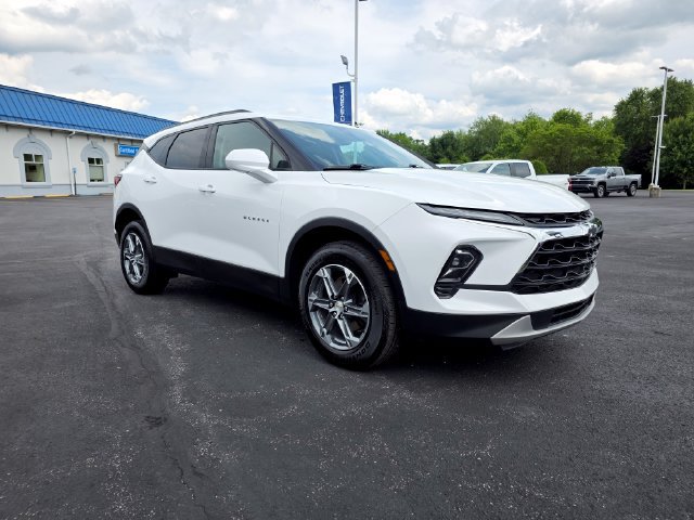 Used 2023 Chevrolet Blazer LT w/ Convenience Package AWD/4WD image 5