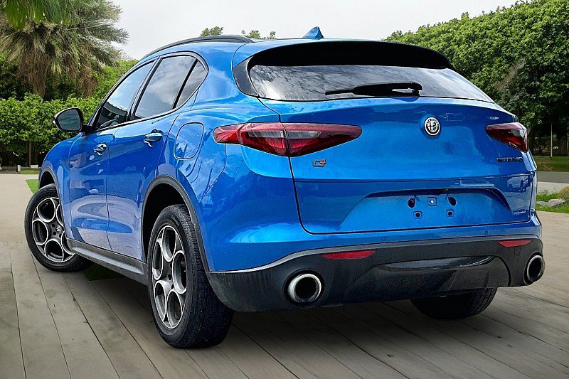 Used 2021 Alfa Romeo Stelvio Sprint w/ Nero Edizione AWD/4WD image 9