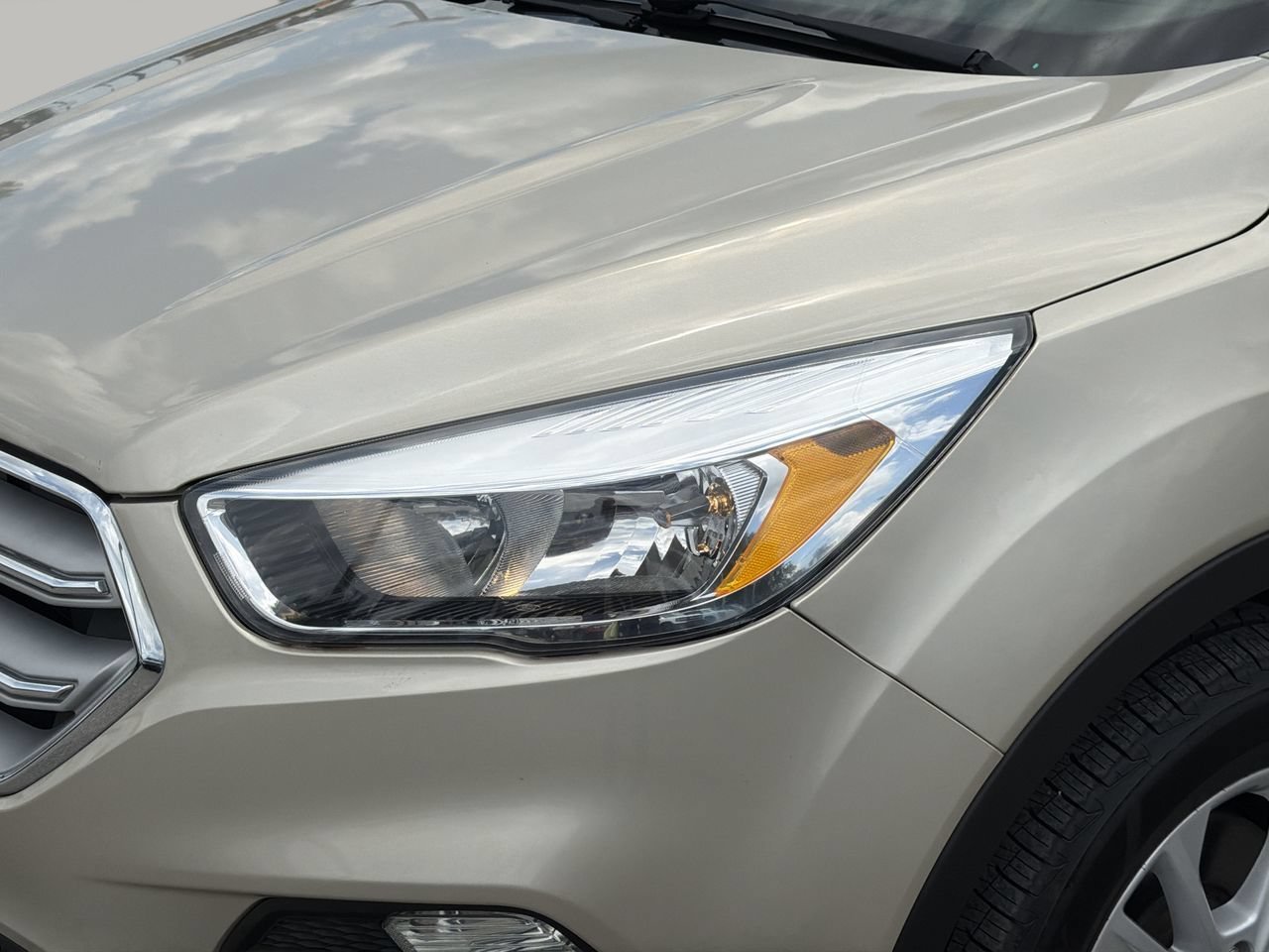 Used 2018 Ford Escape SE AWD/4WD image 6