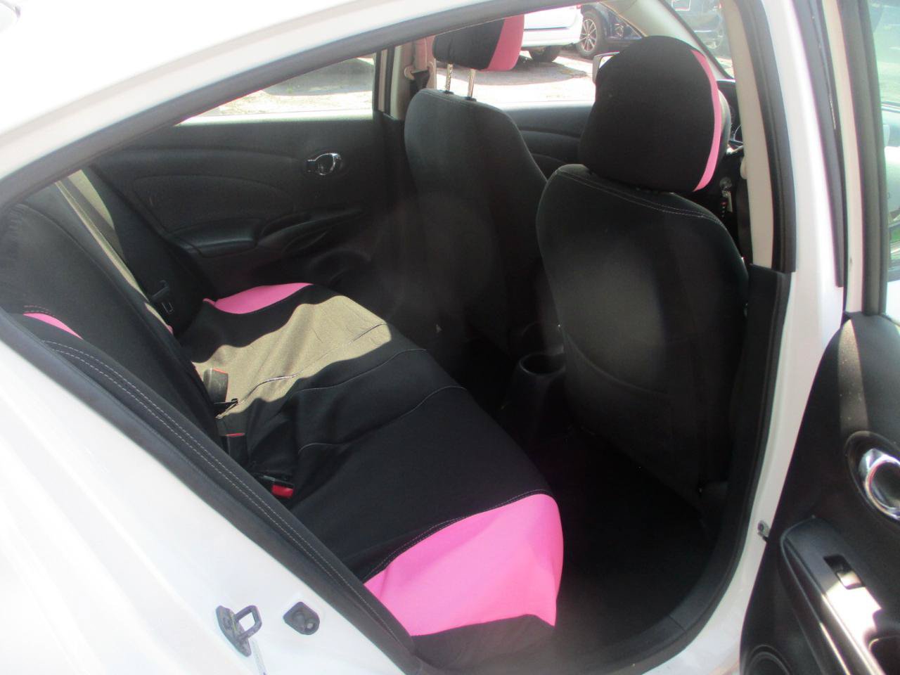 Used 2018 Nissan Versa SV FWD image 7