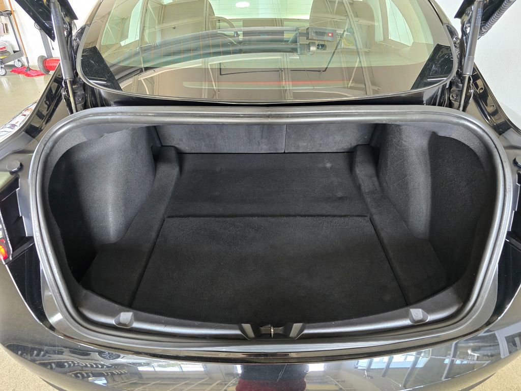 Used 2018 Tesla Model 3 Performance AWD/4WD image 28