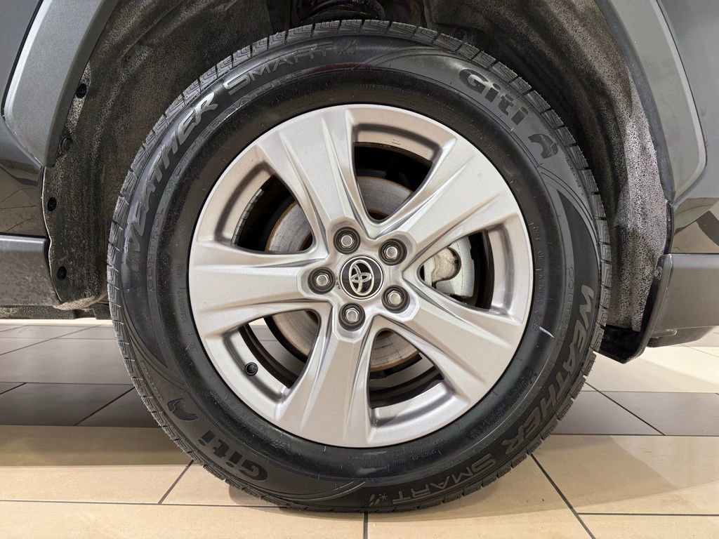 Certified 2025 Toyota RAV4 XLE image 9
