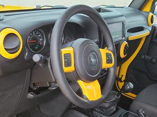Used 2015 Jeep Wrangler Sport AWD/4WD image 6