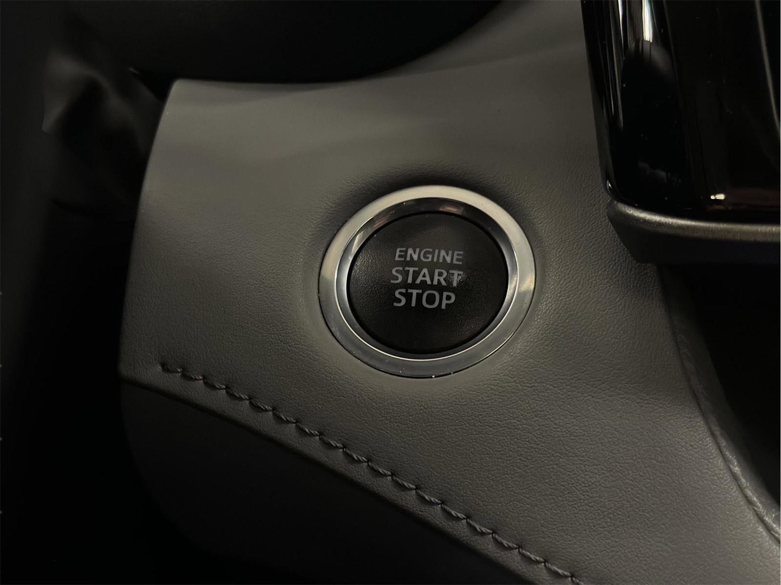 Used 2021 Toyota Highlander XLE image 19