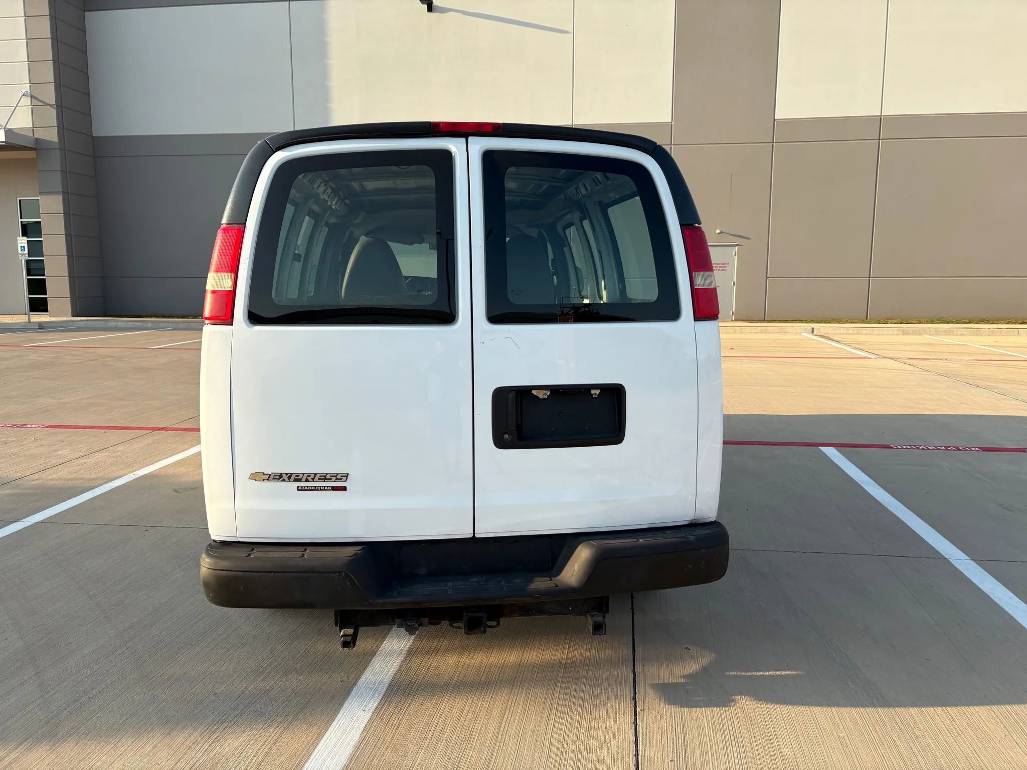 Used 2014 Chevrolet Express 1500 AWD image 8