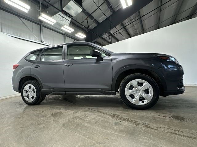 Certified 2022 Subaru Forester image 3