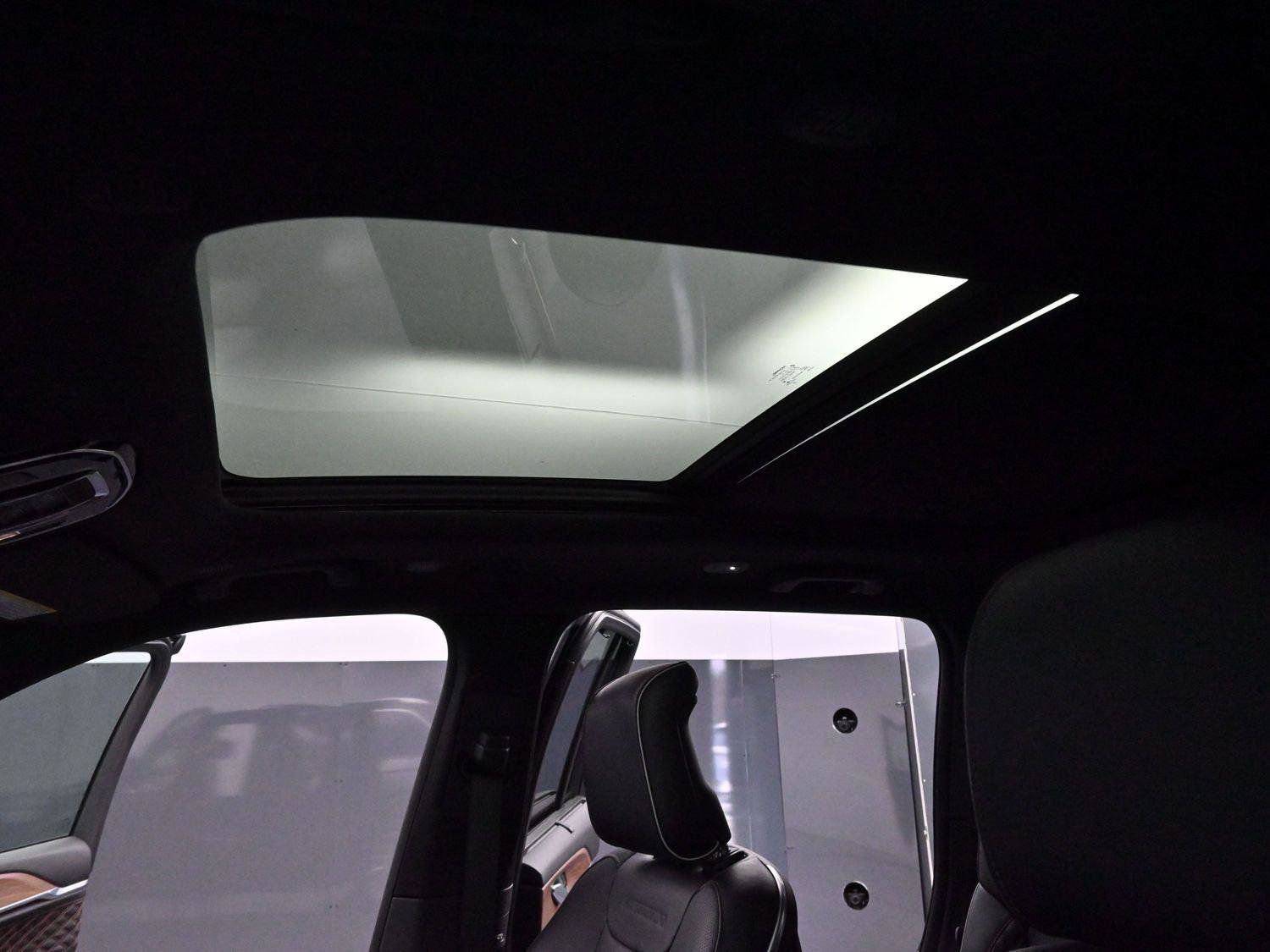 Used 2023 Jeep Grand Cherokee Summit w/ Adv Protech Group IV AWD/4WD image 31