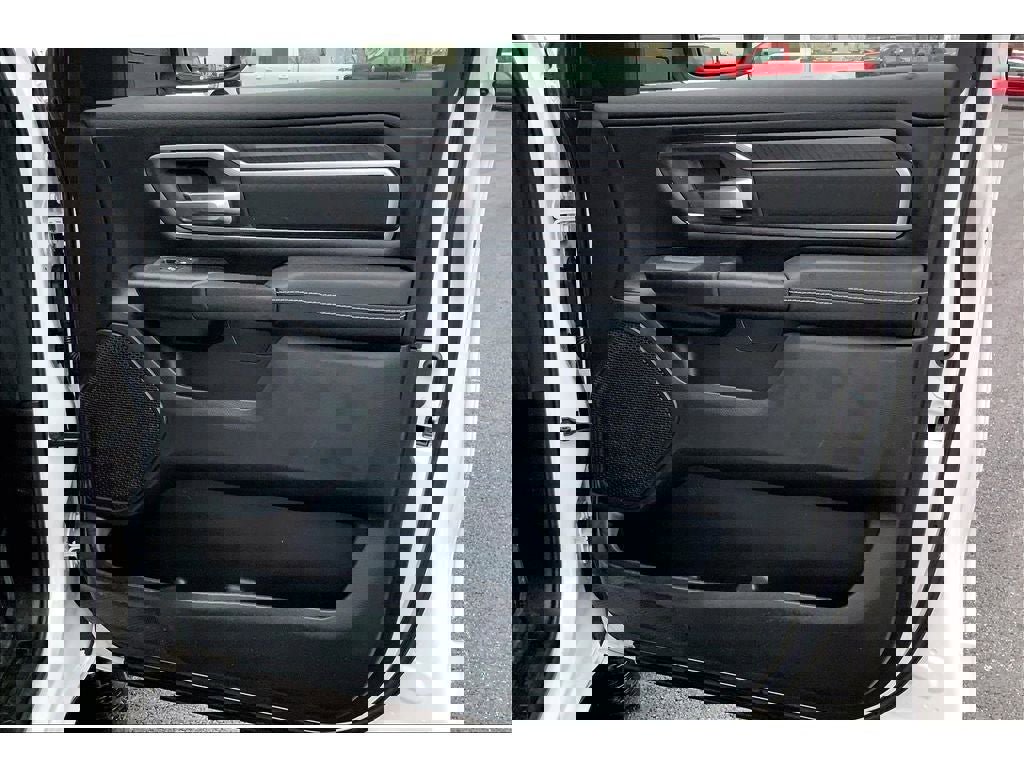 Used 2025 RAM 1500 Big Horn image 25