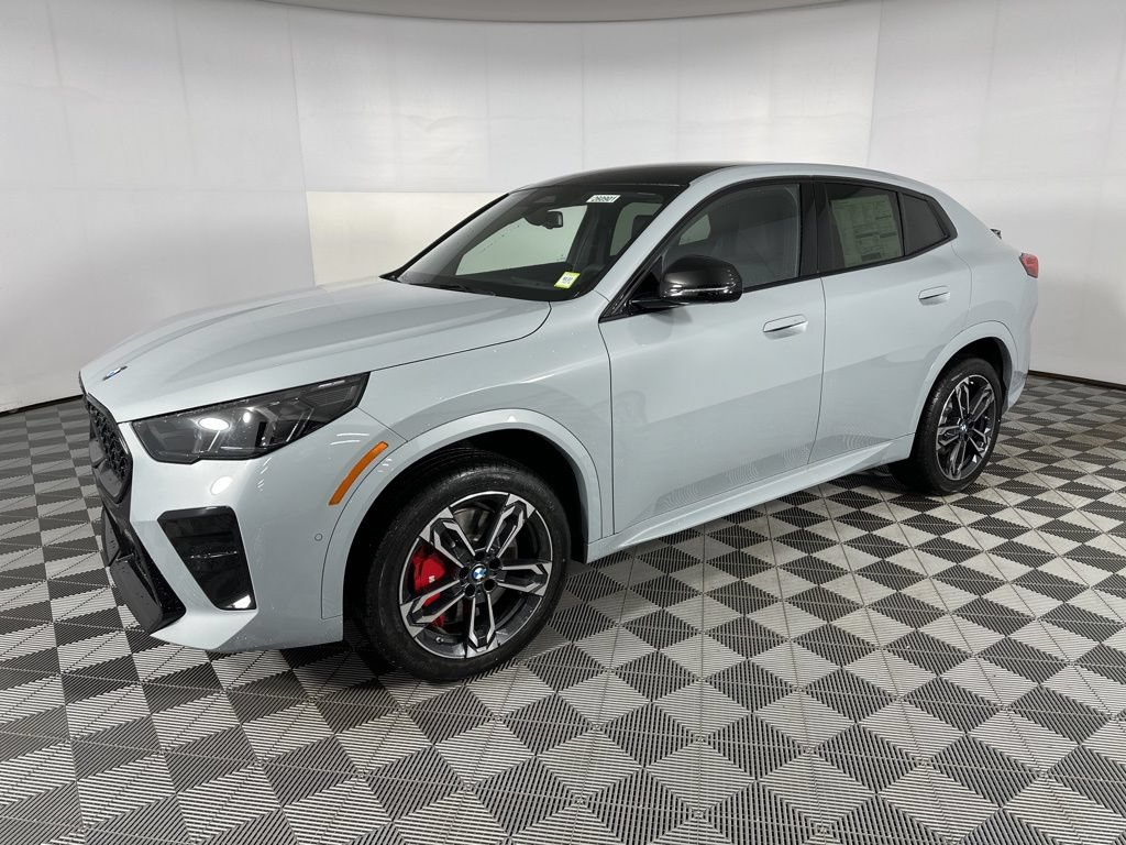 New 2026 BMW X2 xDrive28i w/ M Sport Package AWD/4WD image 4