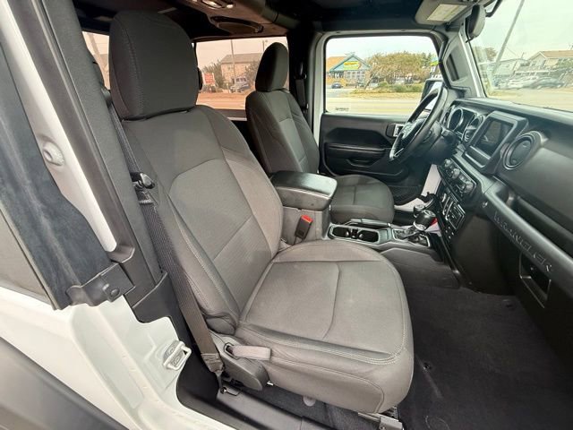 Certified 2022 Jeep Wrangler Willys image 11