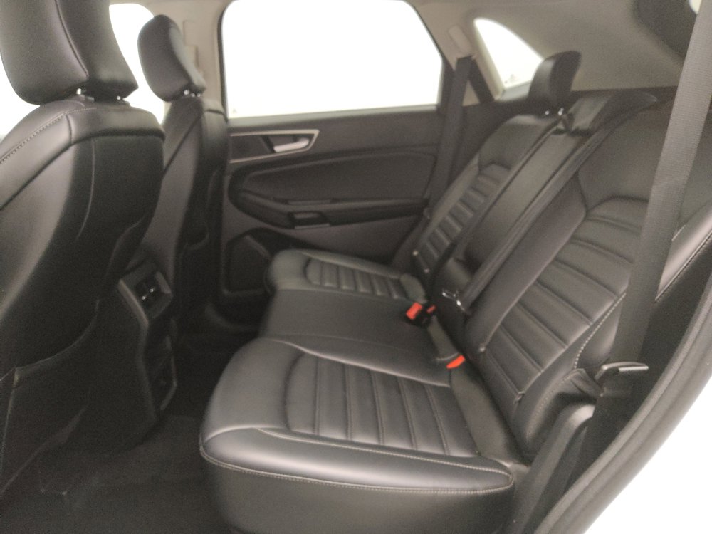 Used 2024 Ford Edge SEL image 18