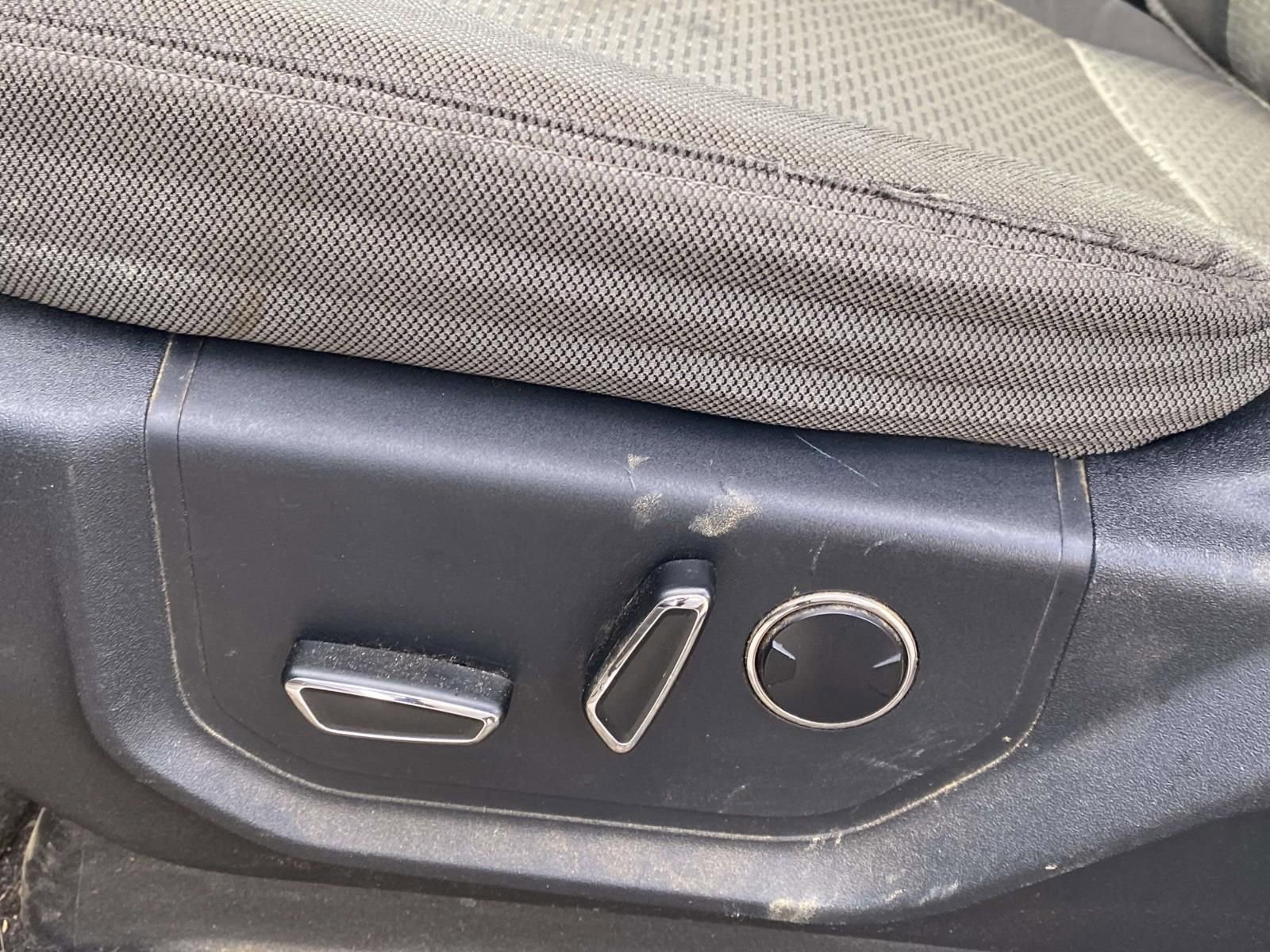 Used 2016 Ford F150 XLT w/ Equipment Group 302A Luxury image 16