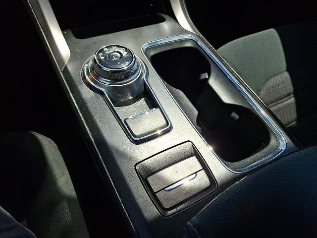 Certified 2020 Ford Fusion SE FWD image 14