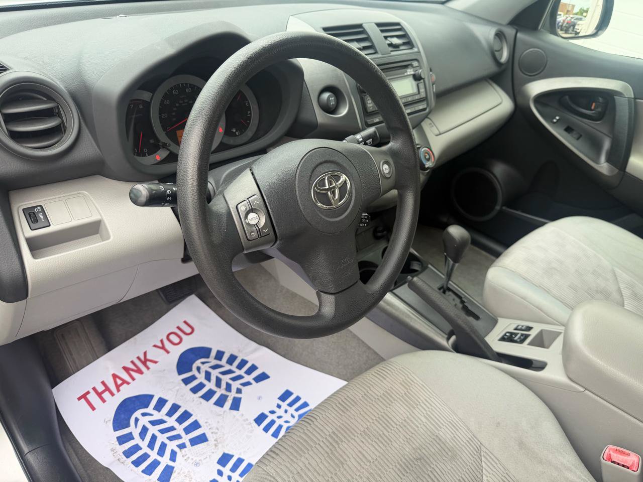 Used 2012 Toyota RAV4 4WD w/ Value Pkg image 9