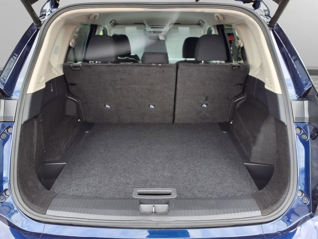 Used 2025 Nissan Rogue SV AWD/4WD image 26
