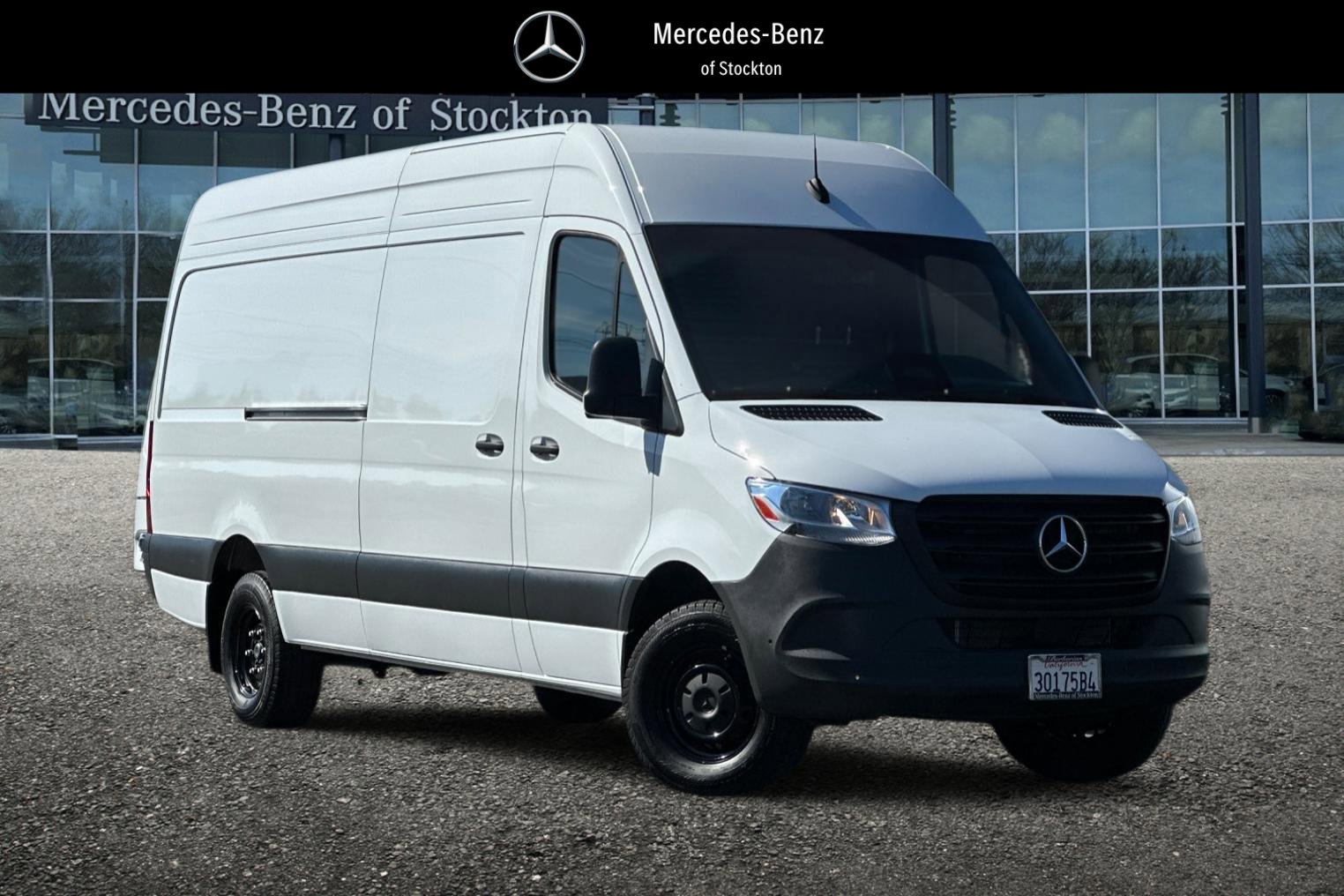 Used 2025 Mercedes-Benz Sprinter 3500 image 1