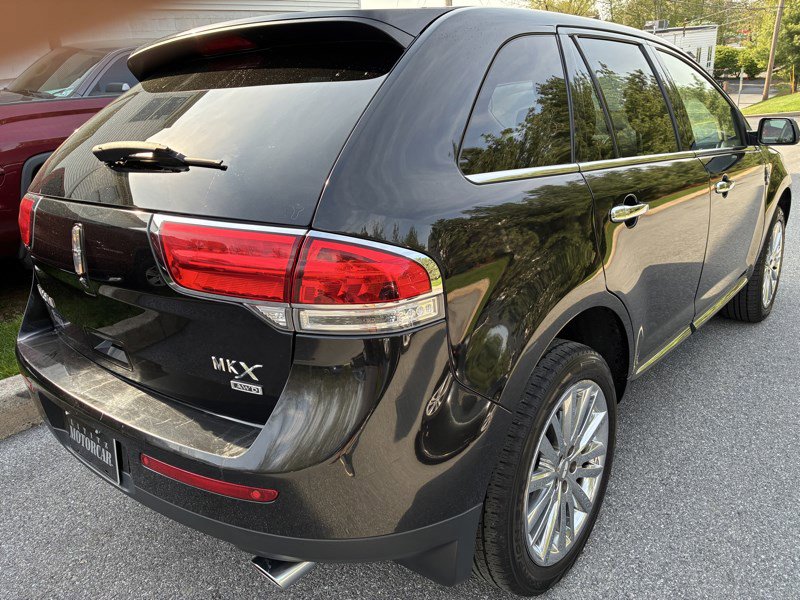 Used 2015 Lincoln MKX AWD w/ Equipment Group 102A image 6