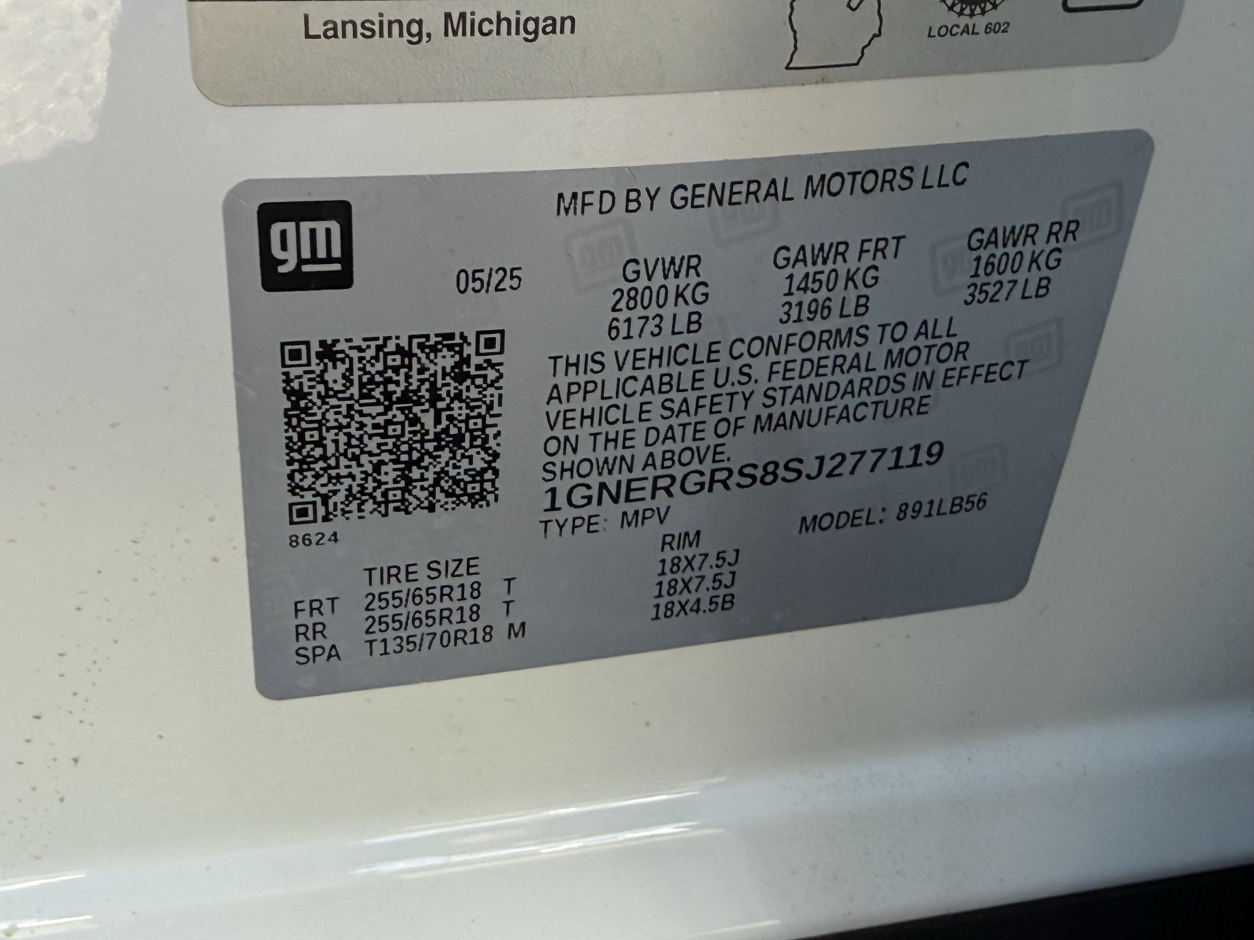 Used 2025 Chevrolet Traverse LT w/ Enhanced Driving Package FWD image 35