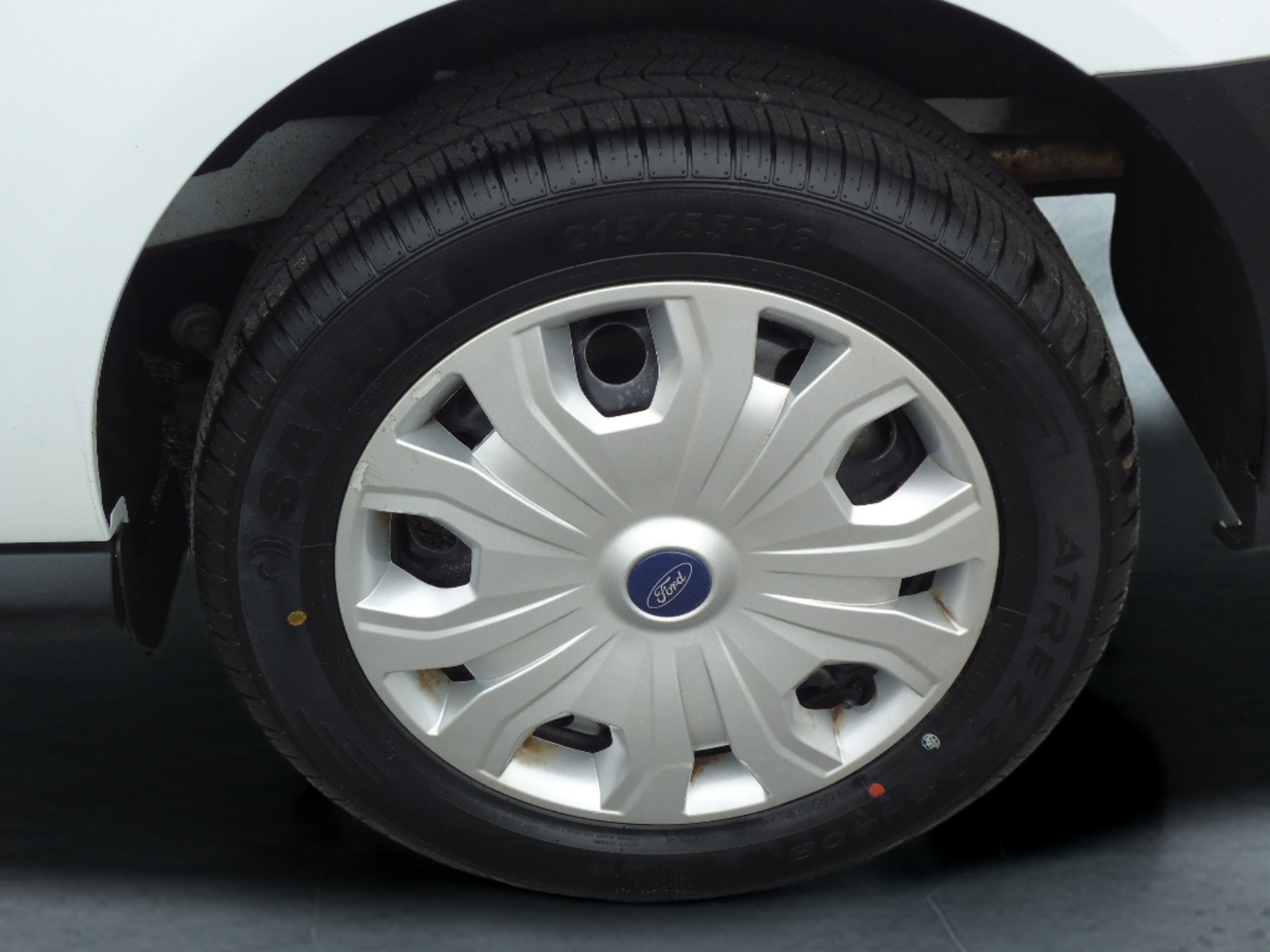 Used 2020 Ford Transit Connect XL FWD image 9