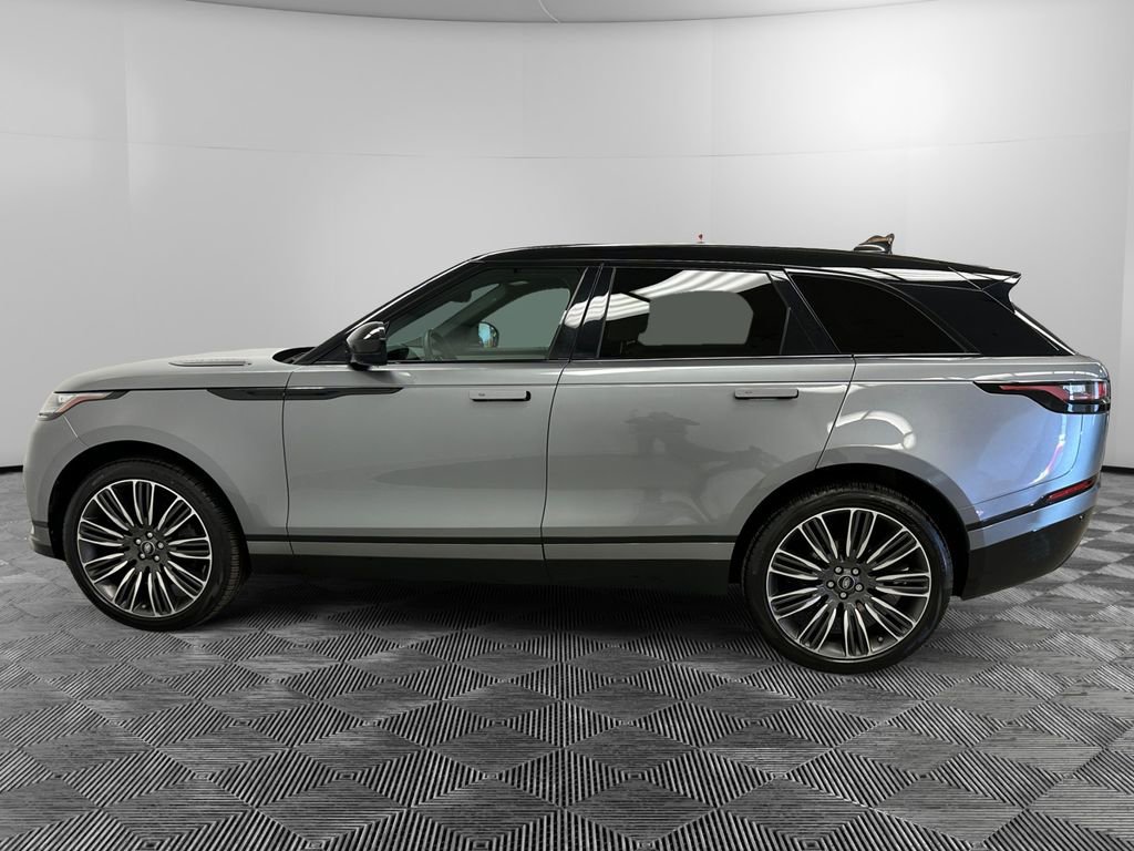 Used 2023 Land Rover Range Rover Velar R-Dynamic S image 2