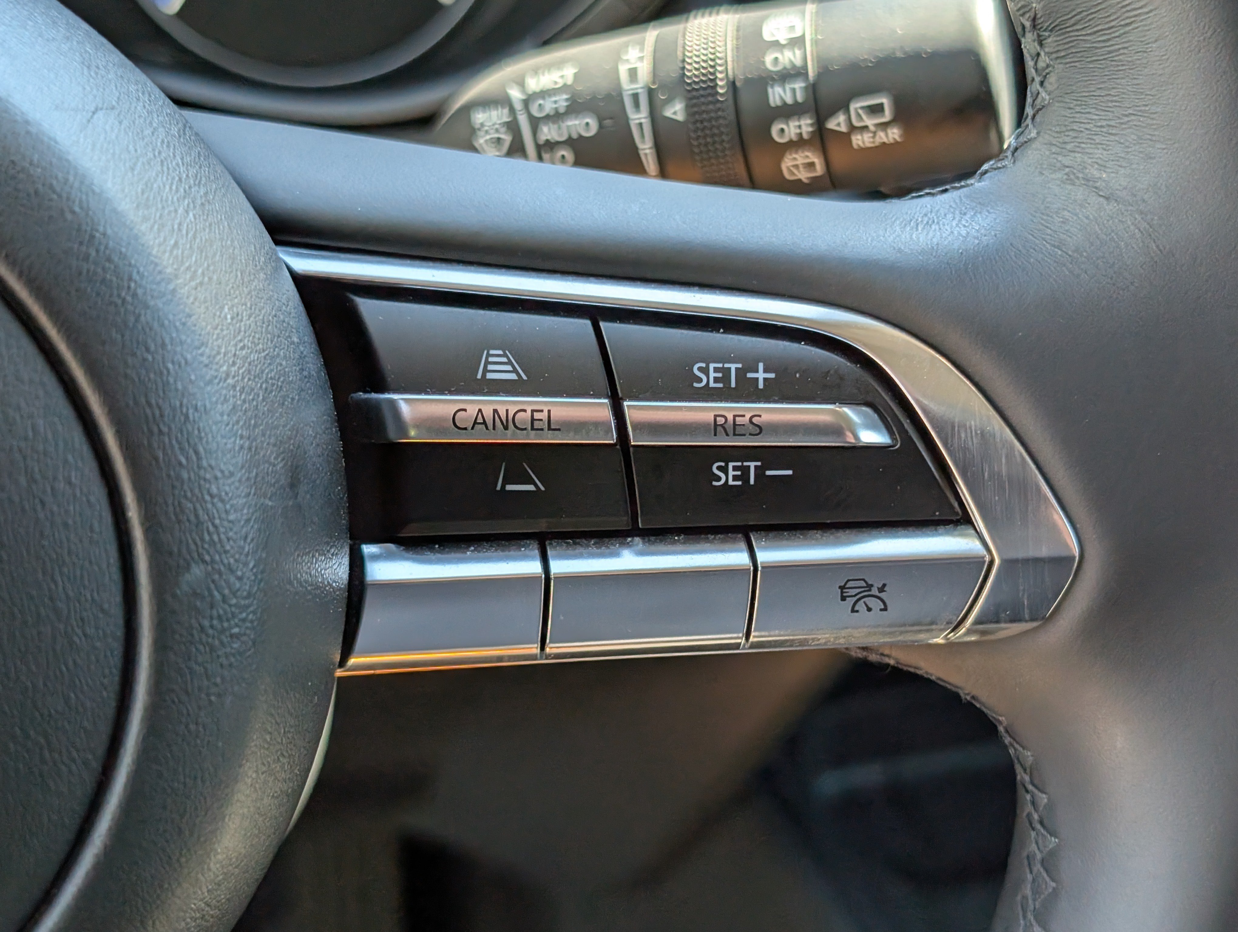 Used 2025 MAZDA CX-50 AWD 2.5 S w/ Preferred Package image 23