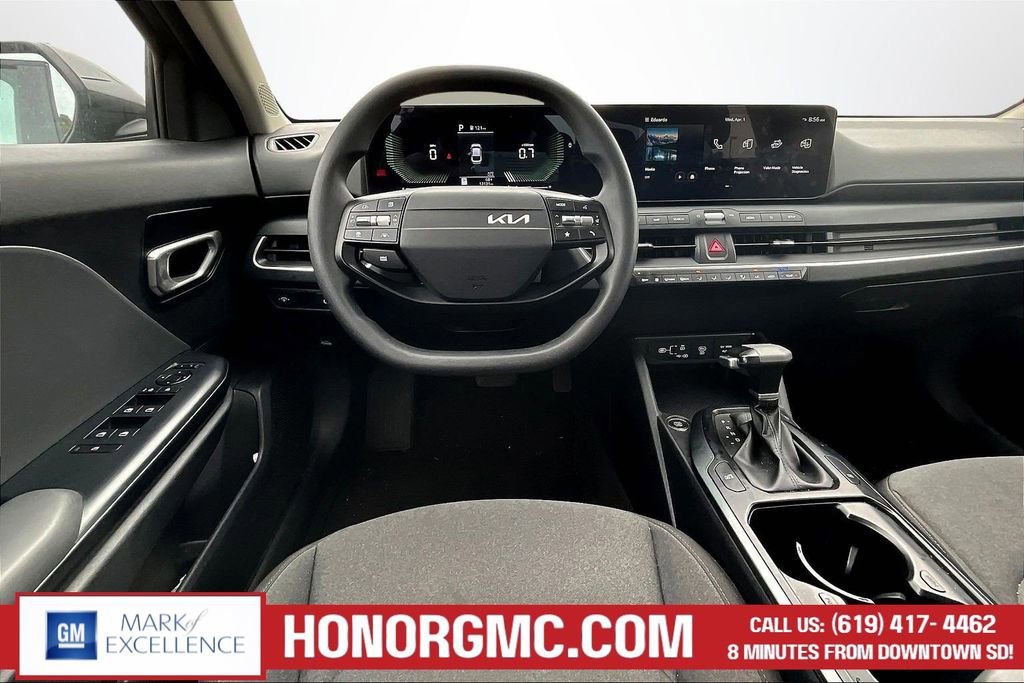 Used 2025 Kia K4 LXS image 8