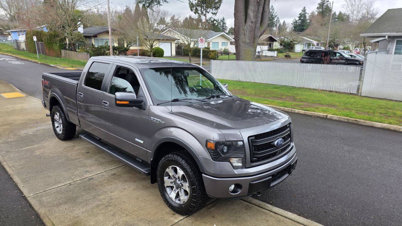 Used 2014 Ford F150 FX4 w/ Equipment Group 401A Mid AWD/4WD image 3