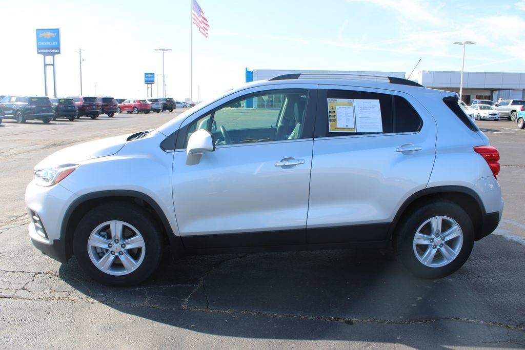 Used 2020 Chevrolet Trax LT w/ LT Convenience Package image 48