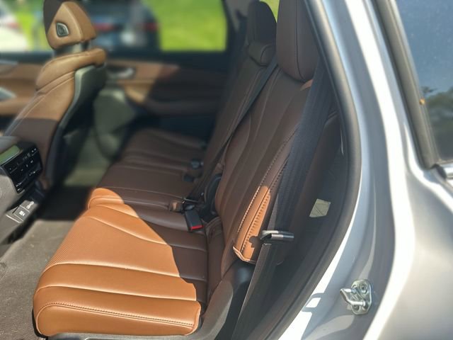 Used 2024 Acura MDX SH-AWD w/ Technology Package image 25