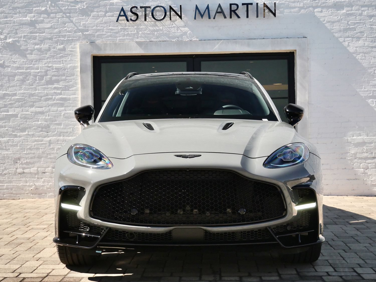 New 2026 Aston Martin DBX S AWD/4WD image 7