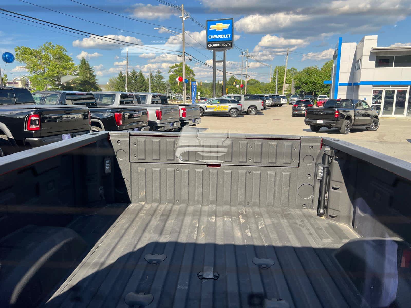 Certified 2025 Chevrolet Silverado 2500 ZR2 w/ Technology Package AWD/4WD image 36