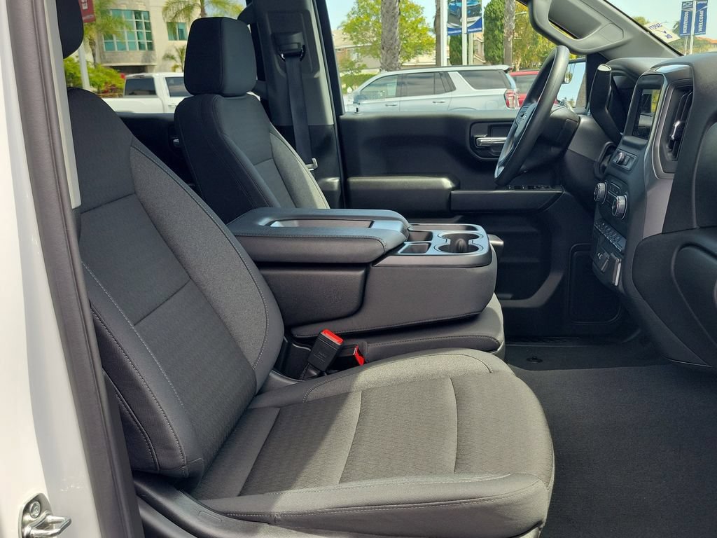 Used 2026 Chevrolet Silverado 1500 Custom RWD image 17