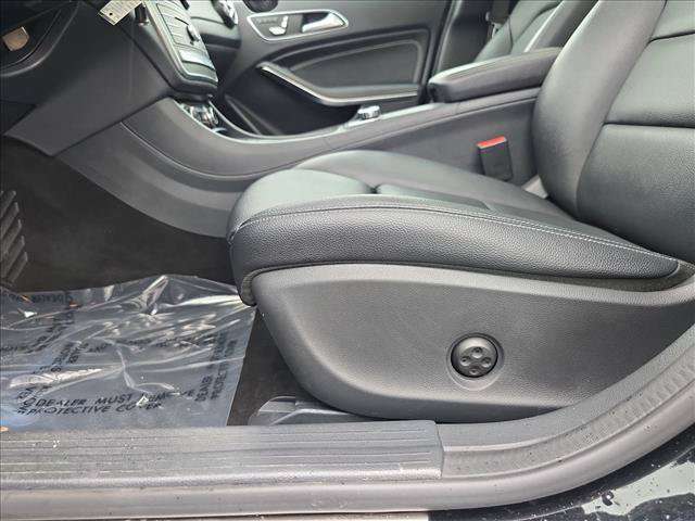 Used 2020 Mercedes-Benz GLA 250 4MATIC image 29