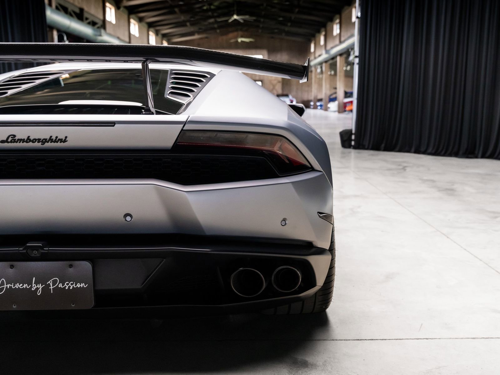 Used 2015 Lamborghini Huracan LP 610-4 image 32