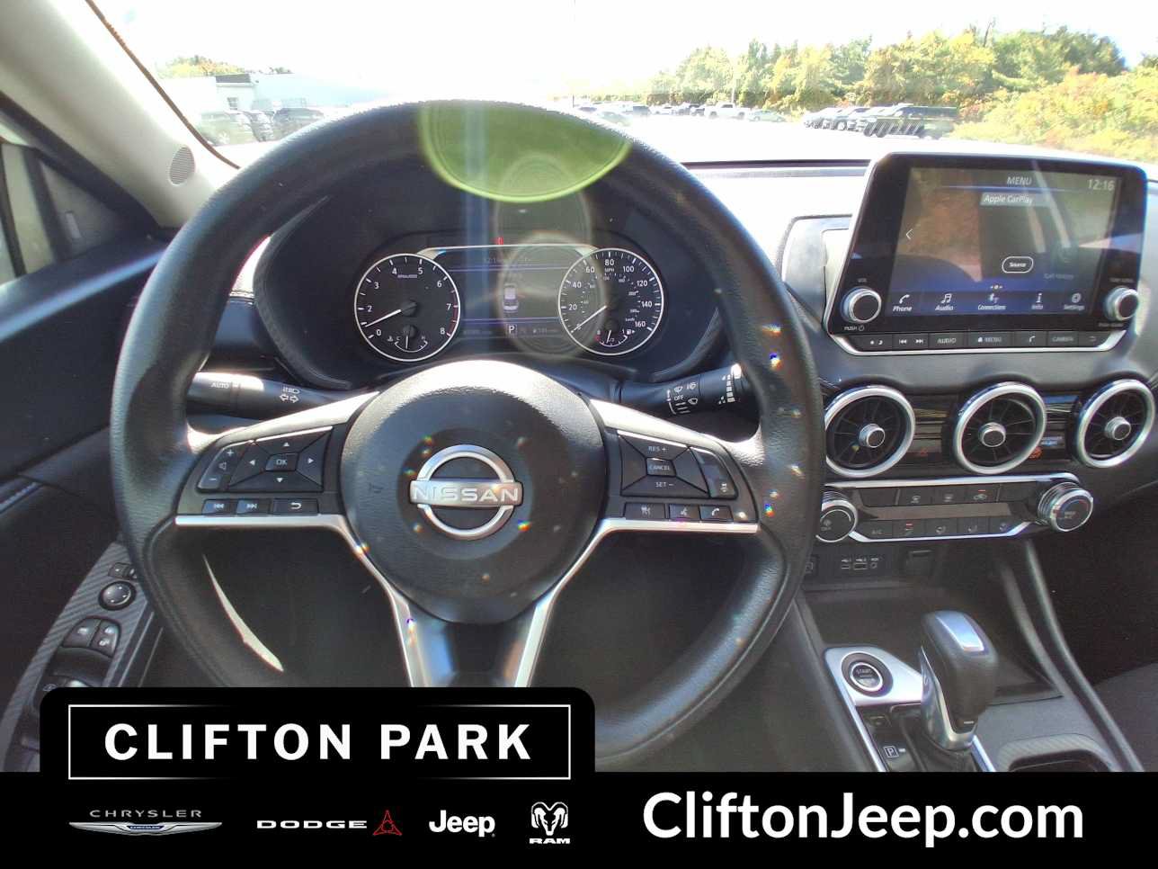 Used 2024 Nissan Sentra SV FWD image 19