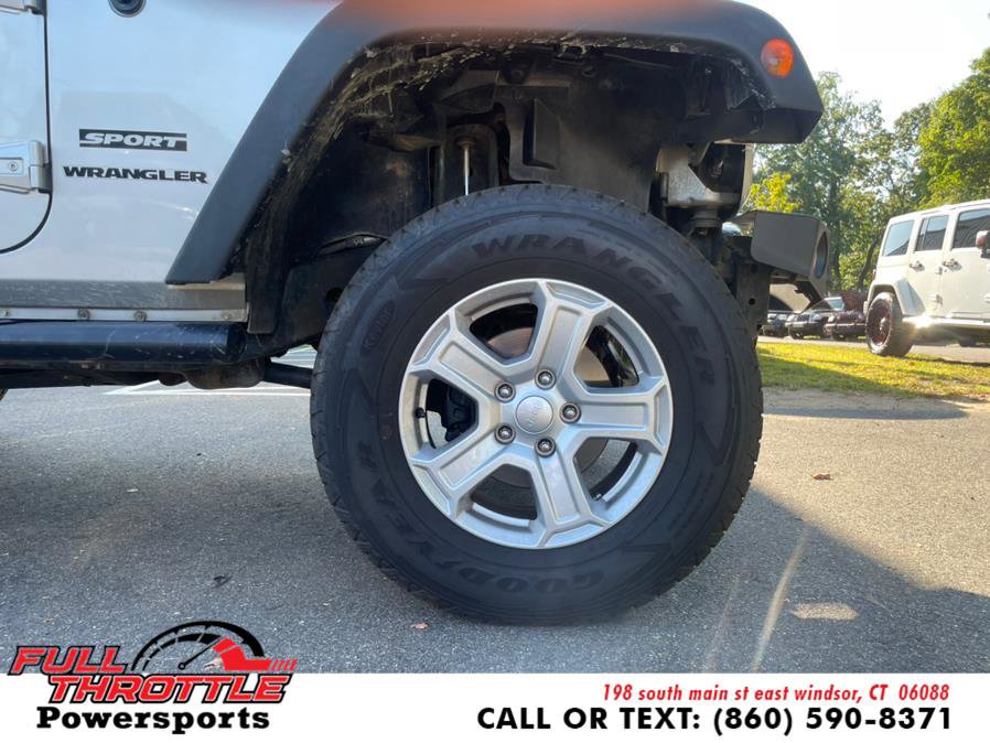 Used 2009 Jeep Wrangler Unlimited X image 20