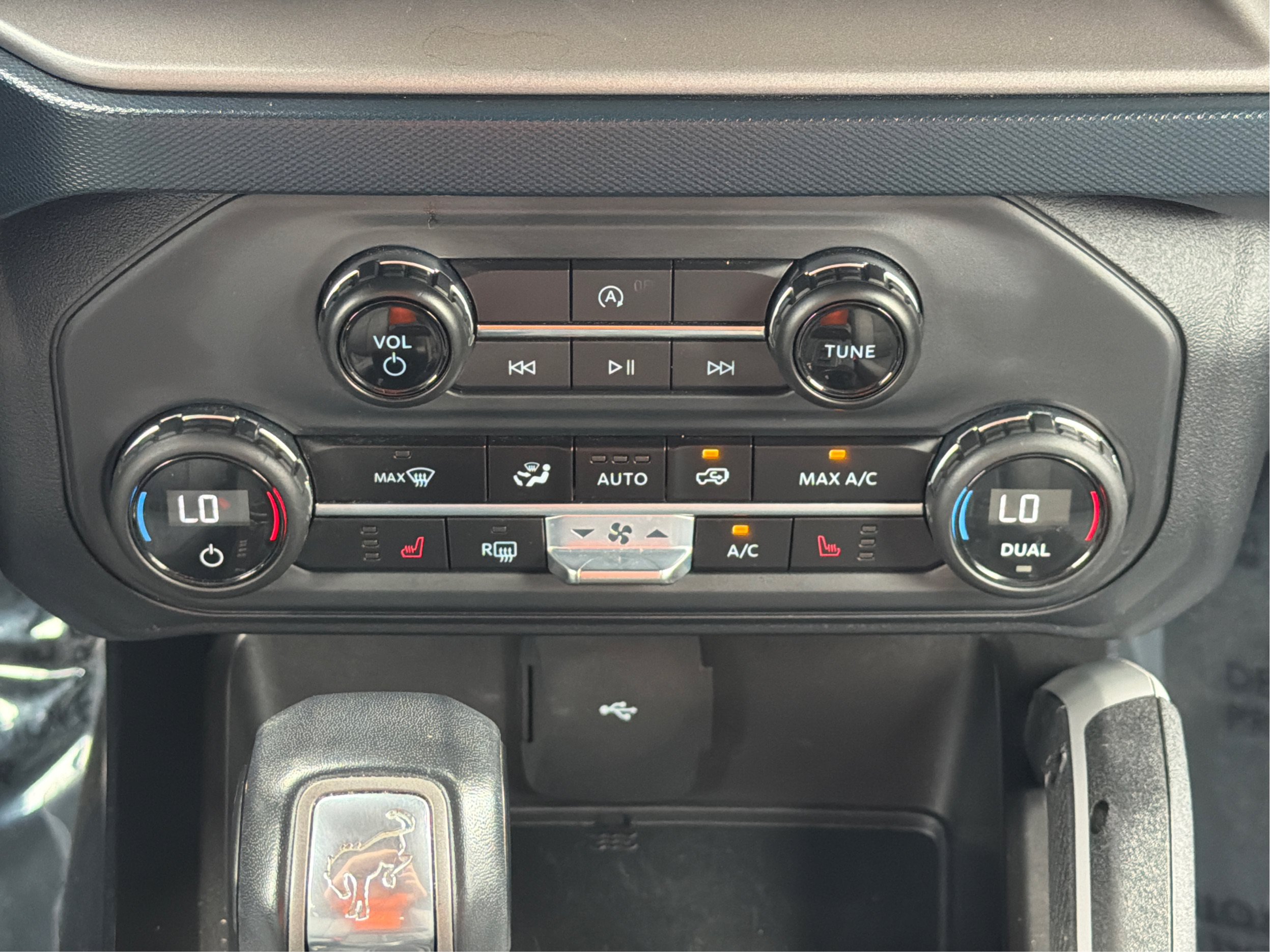 Used 2023 Ford Bronco Outer Banks AWD/4WD image 27