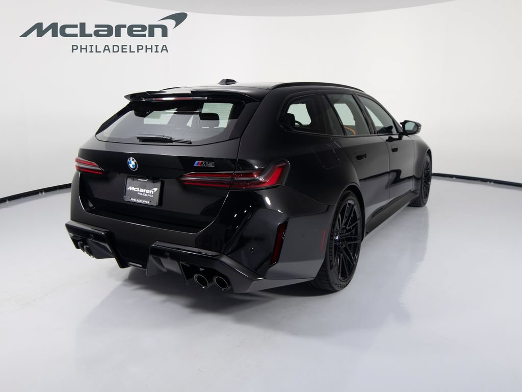 Used 2026 BMW M5 Touring AWD/4WD image 5
