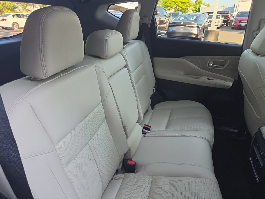 Certified 2024 Nissan Murano SL AWD/4WD image 40