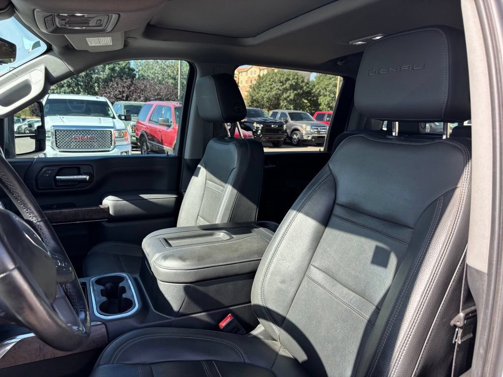 Used 2020 GMC Sierra 3500 Denali w/ Denali Ultimate Package AWD/4WD image 18