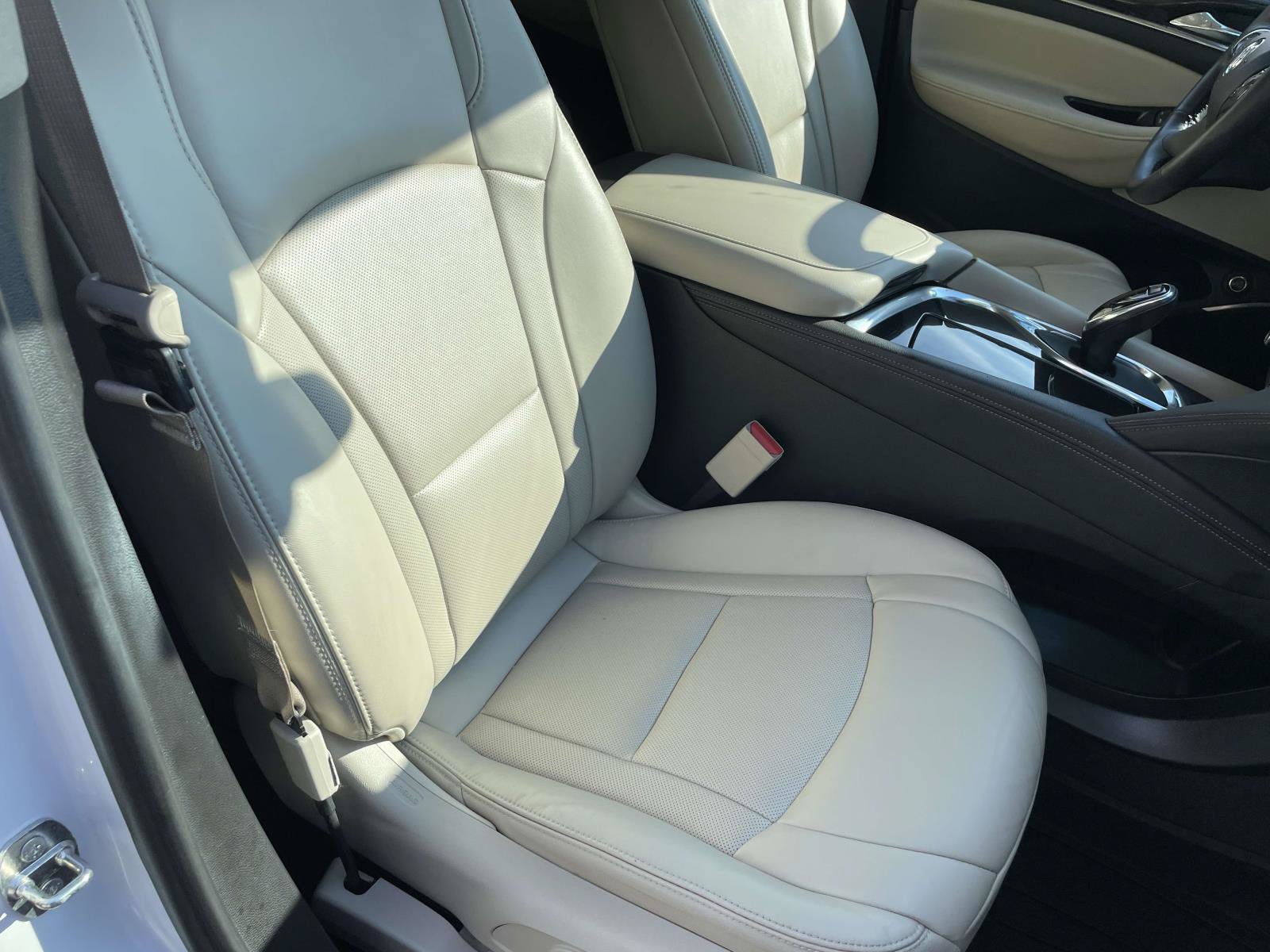 Certified 2018 Buick Enclave Premium w/ Experience Buick Package AWD/4WD image 22
