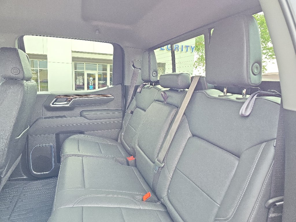 Used 2025 GMC Sierra 1500 Elevation w/ Elevation Premium Package AWD/4WD image 22
