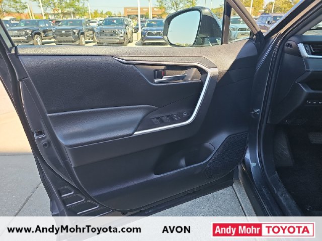 Used 2022 Toyota RAV4 XLE w/ XLE Grade Weather Package AWD/4WD image 11