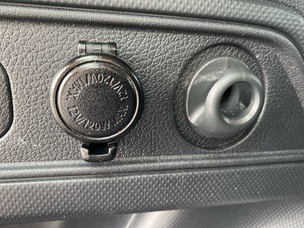 Used 2022 Subaru Forester Premium image 18